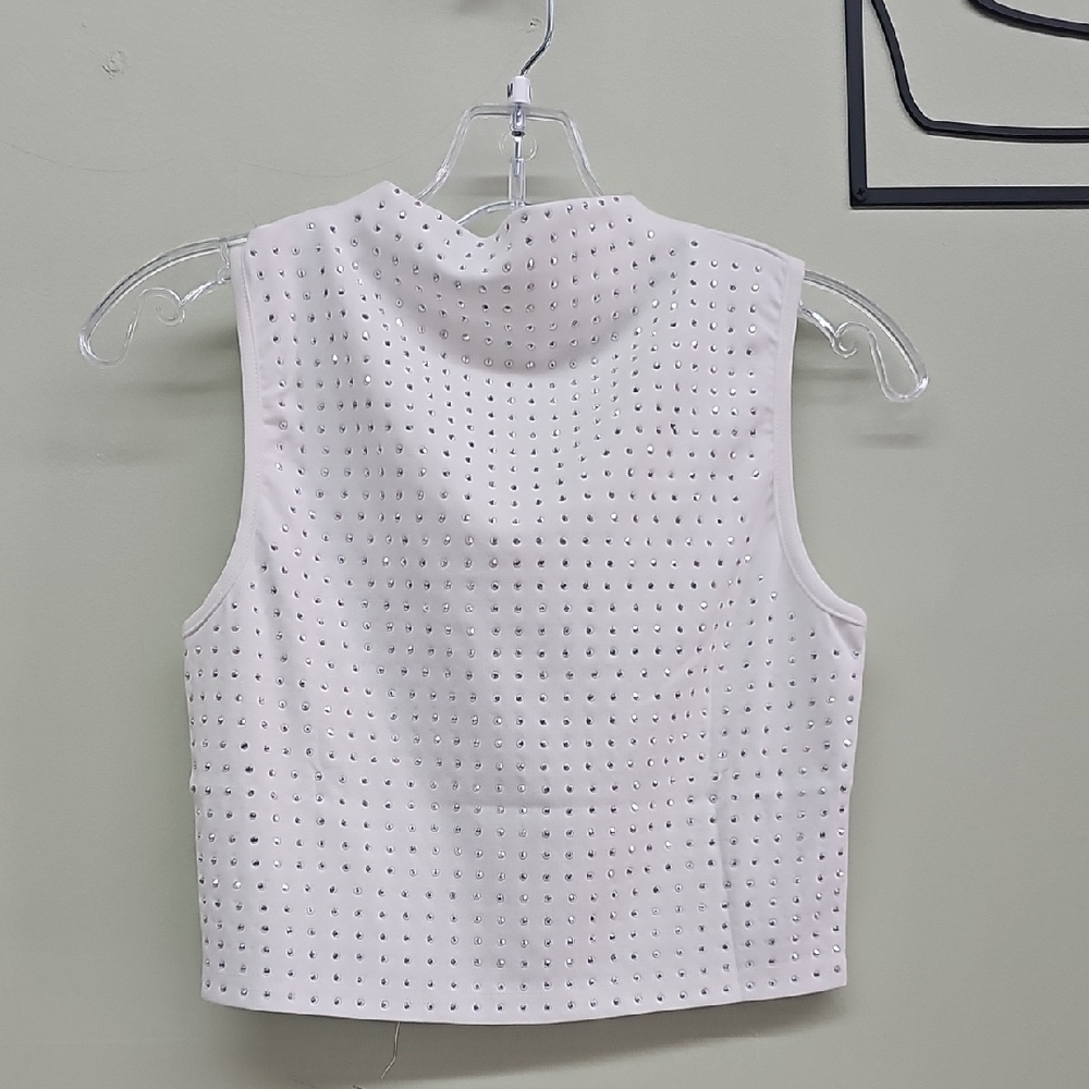 Elegant White Sleeveless Top